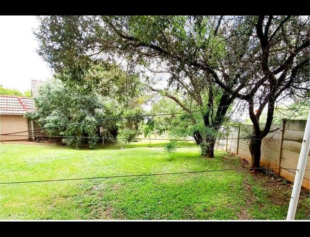 LAND FOR SALE IN NORTH RIDING